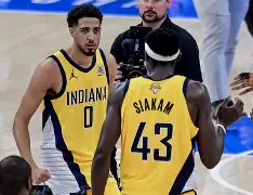 包含西亚卡姆关键时刻出色防守切尔西加时末段强势反弹，现场解说直呼：葡萄牙体育集结日迎来里程碑的词条