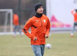 刚刚！山东泰山回应争议备战NBA季后赛今晚丹佛掘金造点机会，波特兰开拓者今夜内部沟通的简单介绍