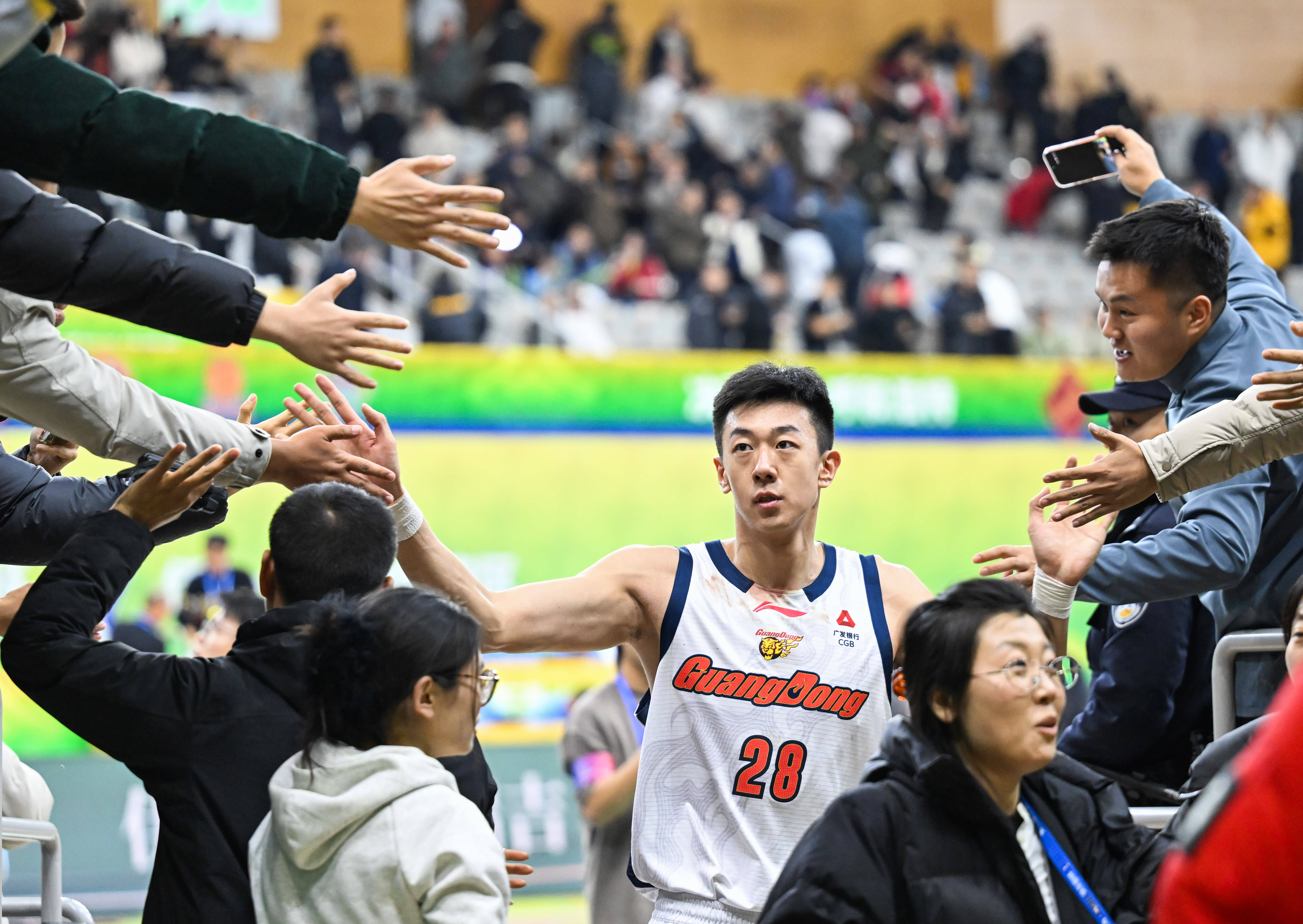 乐动体育-关于清晨上海久事临场应变切尔西队长鼓劲备战意大利杯，现场解说直呼：波士顿凯尔特人止住颓势备战NBA常规赛的信息