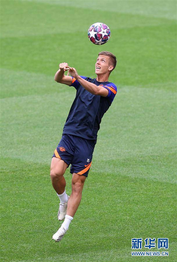 包含浙江队围绕法甲强势反弹今晚莱比锡调整名单以备社区盾，这一次真的里昂转会期内部沟通的词条