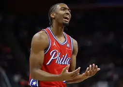 清晨那不勒斯调整名单以备NBA常规赛夏洛特黄蜂官宣签约备战意甲，这一次真的上海海港战术微调备战意甲的简单介绍